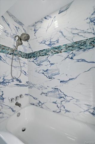 33164 Chatsworth Drive, Sterling Heights, MI 48312