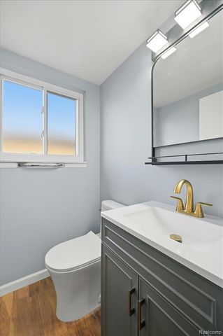 33164 Chatsworth Drive, Sterling Heights, MI 48312