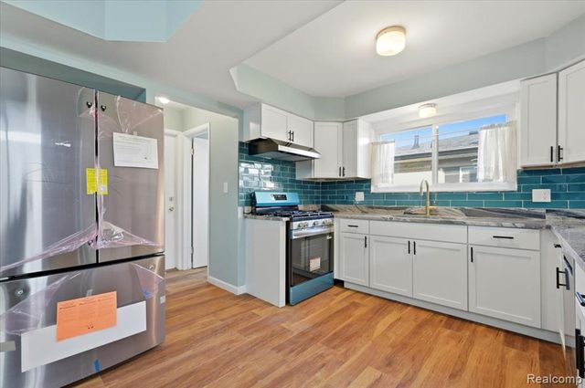 33164 Chatsworth Drive, Sterling Heights, MI 48312