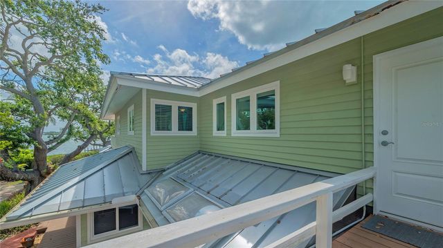 1042 N CASEY KEY ROAD, Osprey, FL 34229