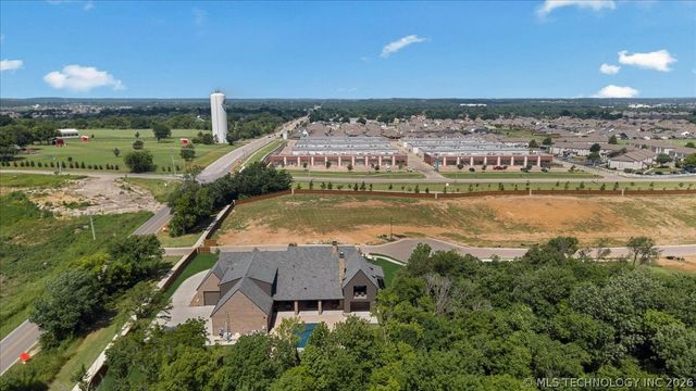 14075 S Date Street, Jenks, OK 74008