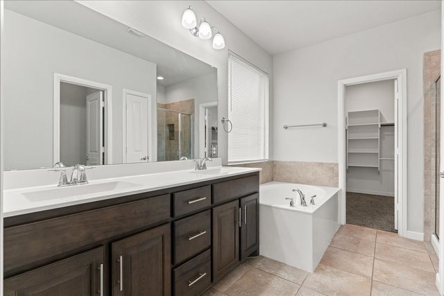 1117 Scotney Lane, Saginaw, TX 76131