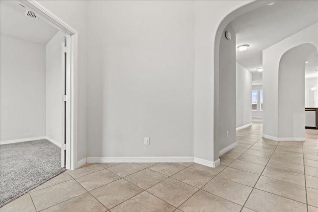 1117 Scotney Lane, Saginaw, TX 76131