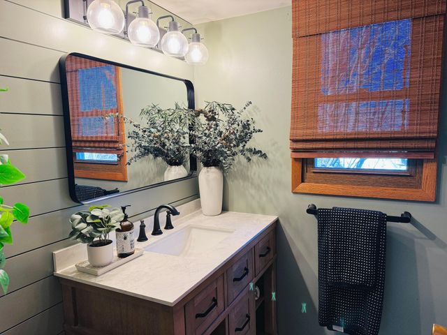 925 Byron Avenue N, Byron, MN 55920