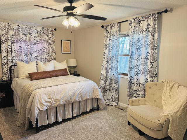 925 Byron Avenue N, Byron, MN 55920