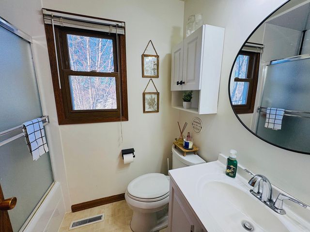 925 Byron Avenue N, Byron, MN 55920