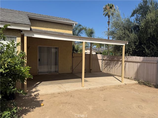 1651 Sycamore Street, Perris, CA 92570