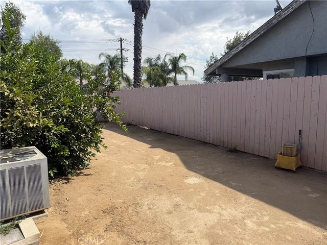 1651 Sycamore Street, Perris, CA 92570