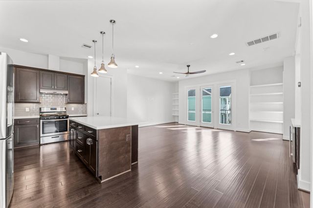 2909 Gillespie Street A, Houston, TX 77020
