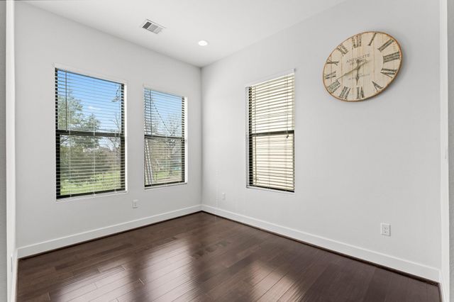 2909 Gillespie Street A, Houston, TX 77020