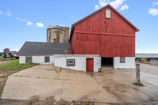 5036 County Highway D, West Bend, WI 53090