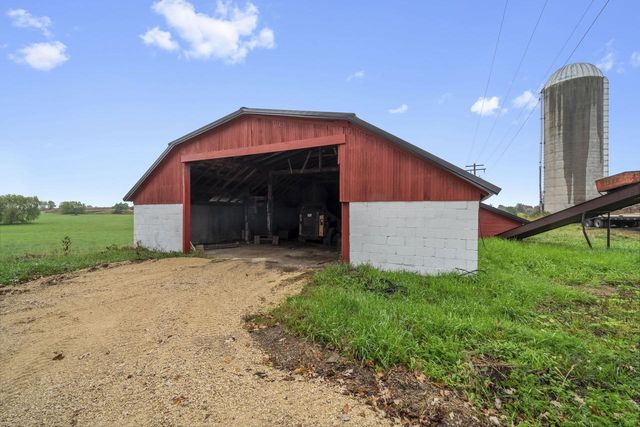 5036 County Highway D, West Bend, WI 53090