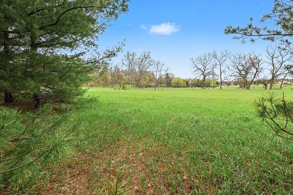 3750 Russell Street NE, Cedar Springs, MI 49319