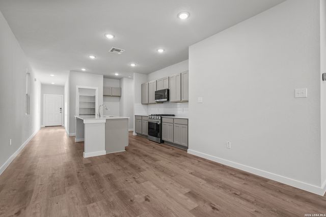 15523 Lonehollow Lake, San Antonio, TX 78253