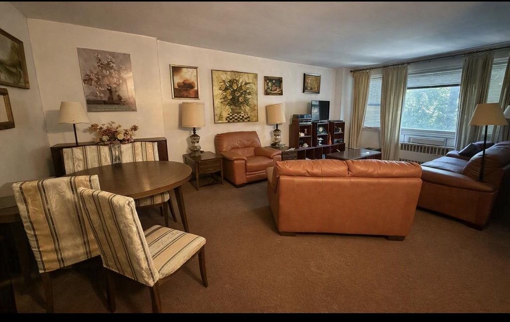 458 Neptune Ave Apt 6G, New York City, NY 11224