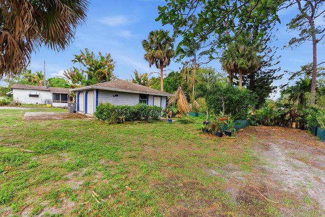 5133 Pine Grove Drive N, West Palm Beach, FL 33417