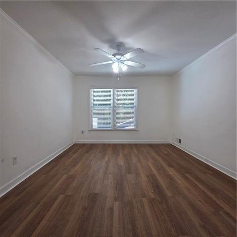 5025 Leeshire Trail 7, Tucker, GA 30084