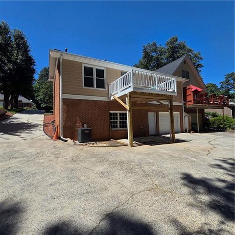 5025 Leeshire Trail 7, Tucker, GA 30084