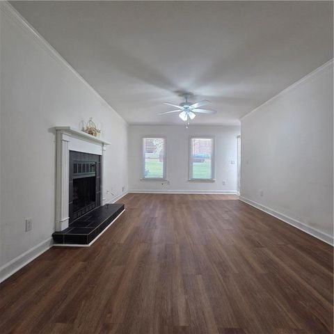 5025 Leeshire Trail 7, Tucker, GA 30084