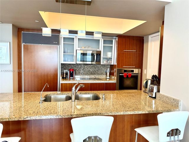 17201 Collins Avenue 2502, Sunny Isles Beach, FL 33160