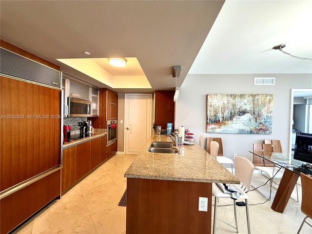 17201 Collins Avenue 2502, Sunny Isles Beach, FL 33160