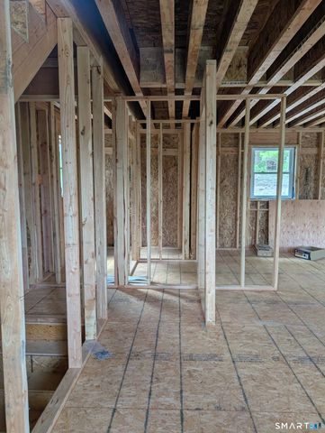 229 Wimbledon Gate Road North, Torrington, CT 06790