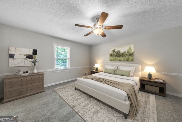 205 Planters Walk, Locust Grove, GA 30248