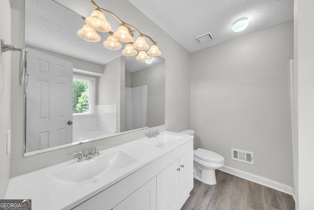 205 Planters Walk, Locust Grove, GA 30248