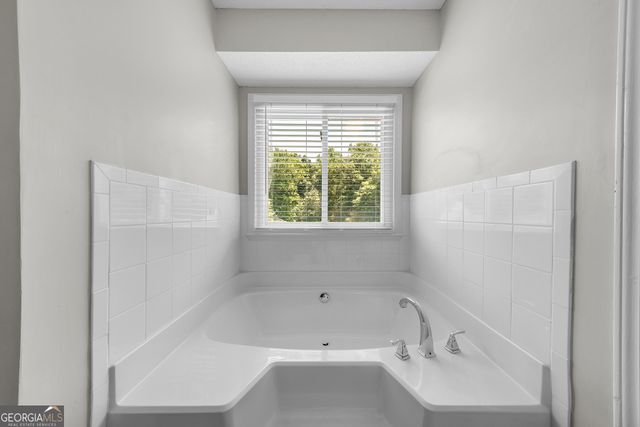 205 Planters Walk, Locust Grove, GA 30248