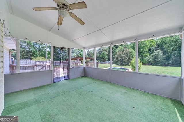 205 Planters Walk, Locust Grove, GA 30248