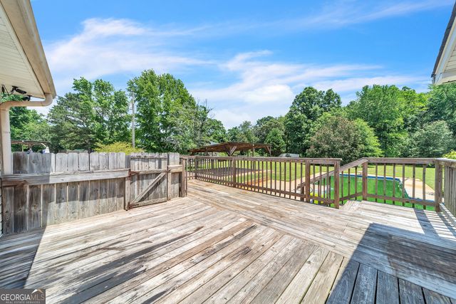 205 Planters Walk, Locust Grove, GA 30248