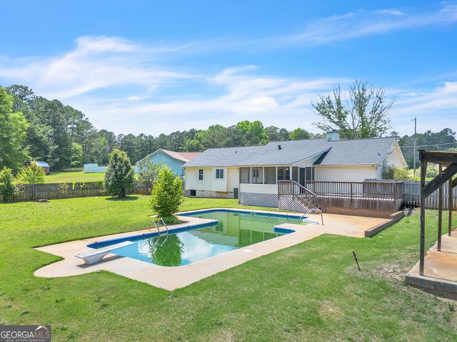 205 Planters Walk, Locust Grove, GA 30248