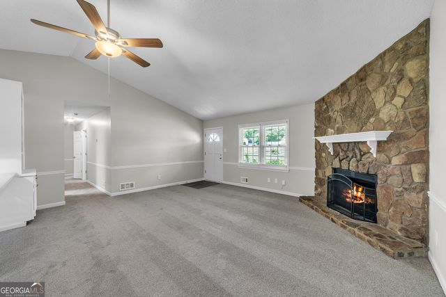 205 Planters Walk, Locust Grove, GA 30248