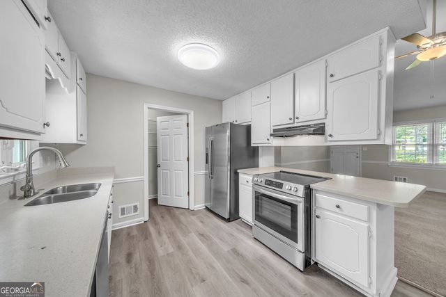 205 Planters Walk, Locust Grove, GA 30248