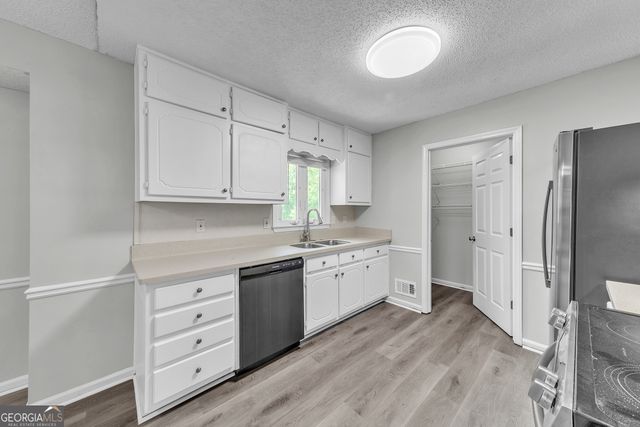 205 Planters Walk, Locust Grove, GA 30248