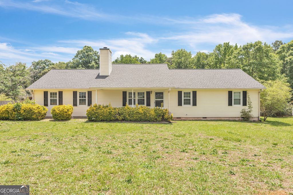 205 Planters Walk, Locust Grove, GA 30248