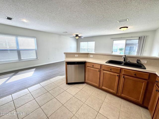 1500 CALMING WATER Drive 5301, Fleming Island, FL 32003