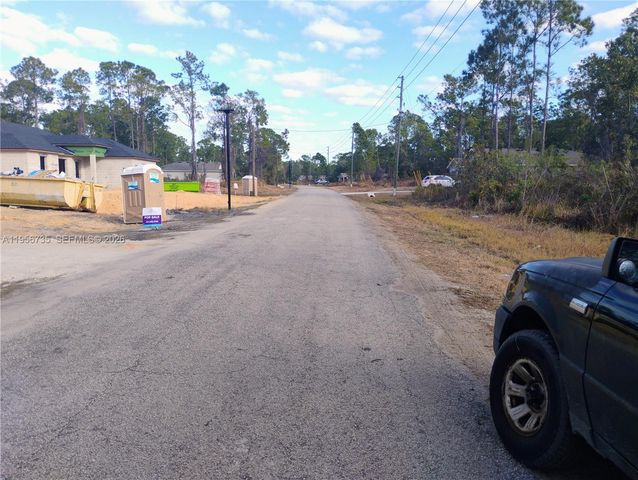 4213 Gerona, Avon Park, FL 33872