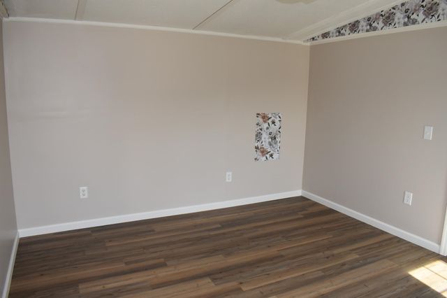 9968 Hardwick Rd., Nichols, SC 29581