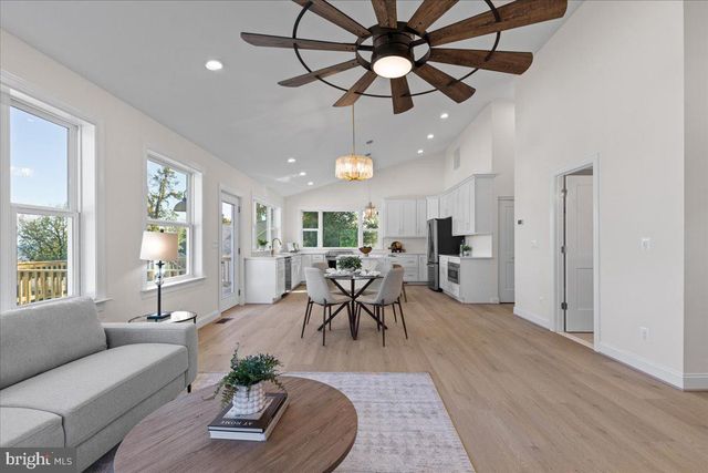 2825 RIDGE RD, Huntingtown, MD 20639