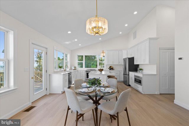 2825 RIDGE RD, Huntingtown, MD 20639