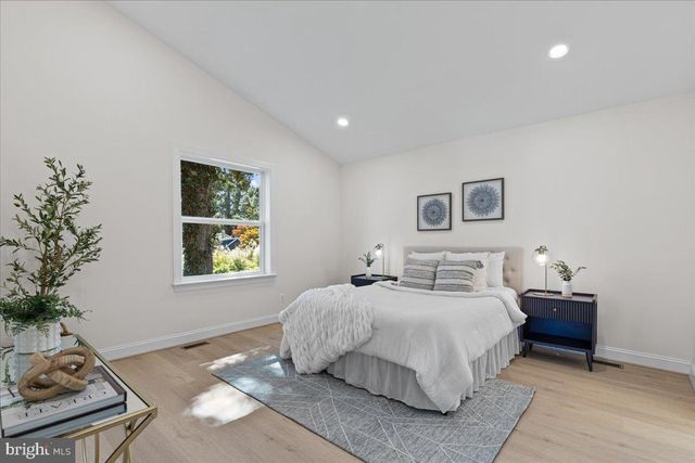 2825 RIDGE RD, Huntingtown, MD 20639