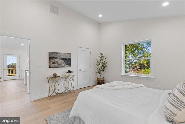 2825 RIDGE RD, Huntingtown, MD 20639