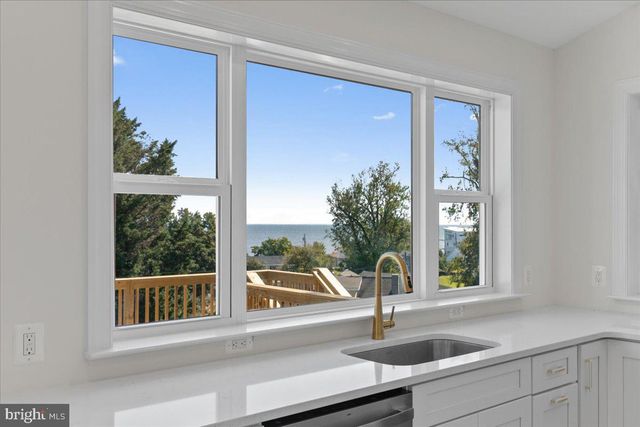 2825 RIDGE RD, Huntingtown, MD 20639