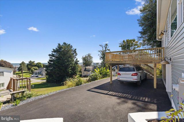 2825 RIDGE RD, Huntingtown, MD 20639