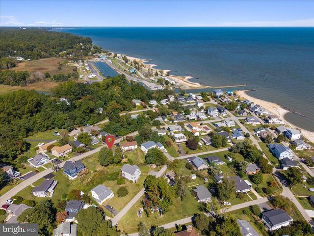 2825 RIDGE RD, Huntingtown, MD 20639