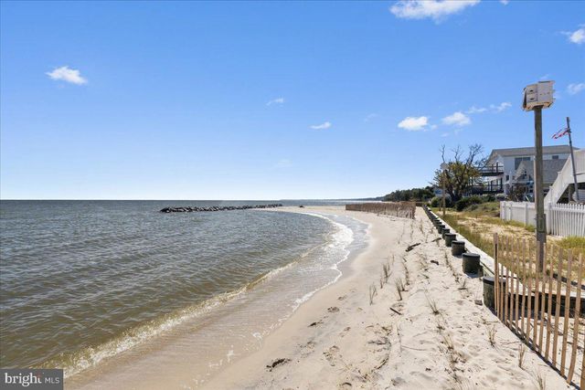 2825 RIDGE RD, Huntingtown, MD 20639