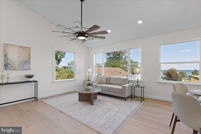 2825 RIDGE RD, Huntingtown, MD 20639