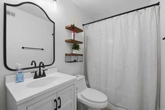 32009 Bourges Street, Lake Elsinore, CA 92530