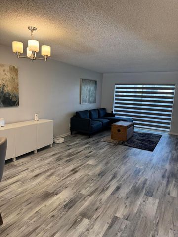 7287 S Devon Drive 109, Tamarac, FL 33321